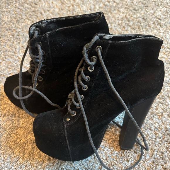 Delicacy Velvet Boot Heels - Picture 2 of 7